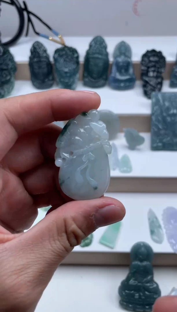 颈饰未镶嵌翡翠天然翡翠A货