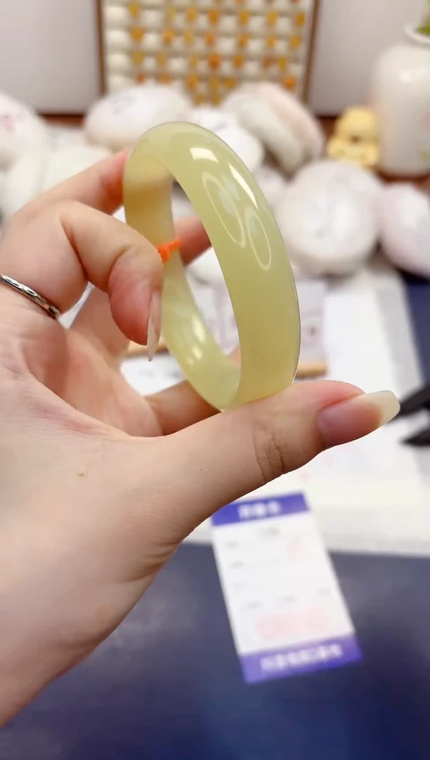 石英质玉手镯未镶嵌198-晴水-圈口61