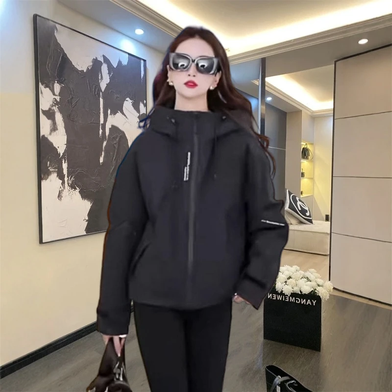 J1.160匙叶爆款连帽冲锋衣外套女20