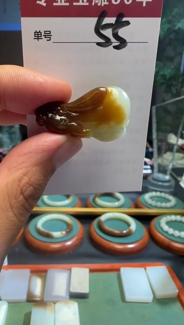 未镶嵌和田玉挂件55