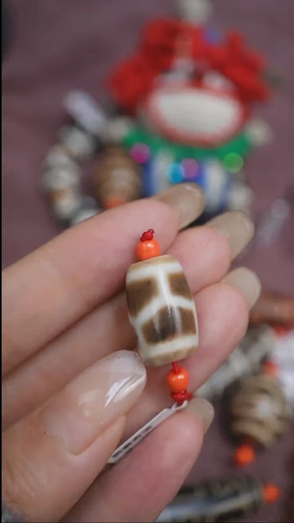 未镶嵌颈饰玛瑙/玉髓亮****烤蚀花玛瑙珠定制编绳