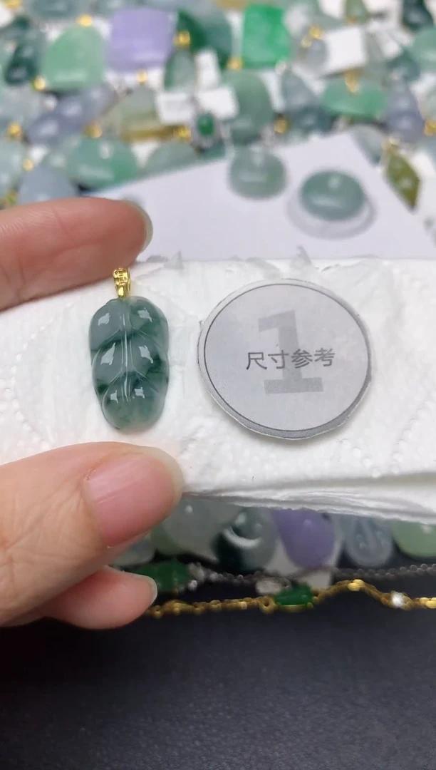 颈饰未镶嵌翡翠天然缅甸A货翡翠