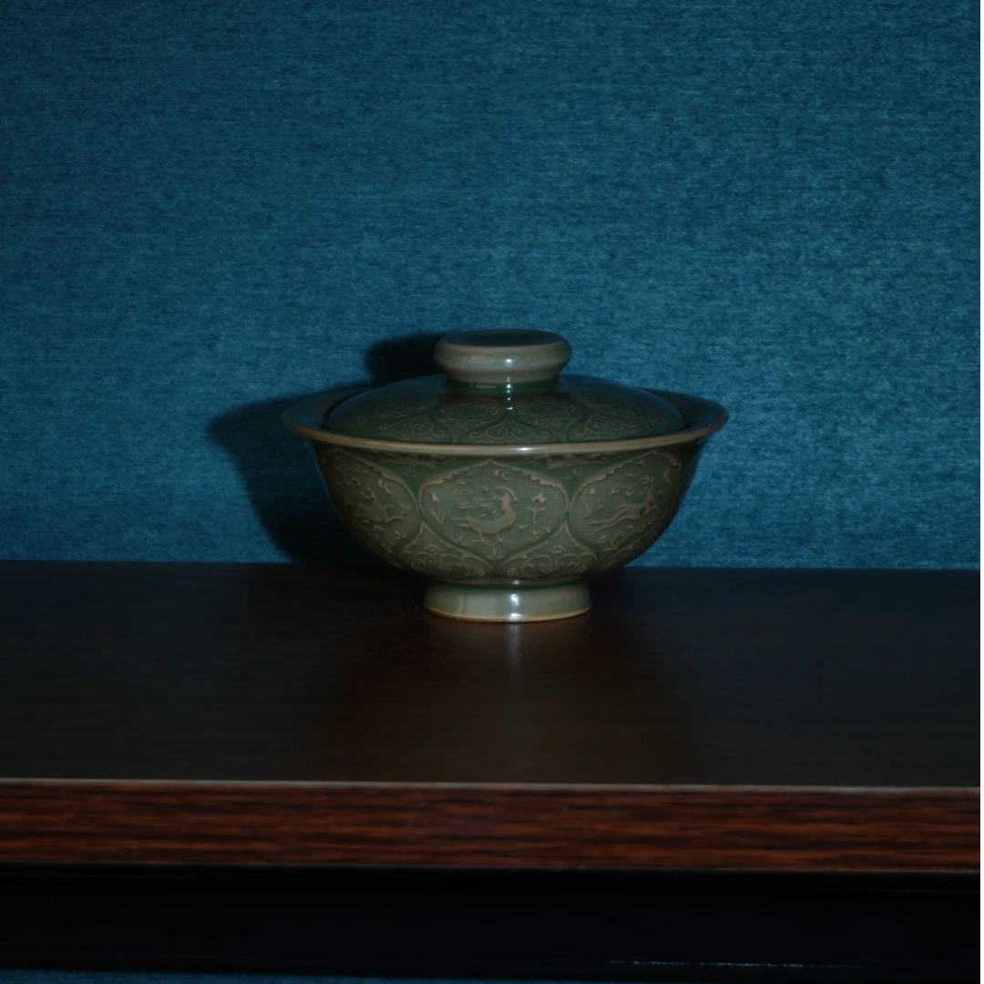 耀州窑鸳鸯莲瓣纹两才盖碗，陶瓷青瓷小盖碗