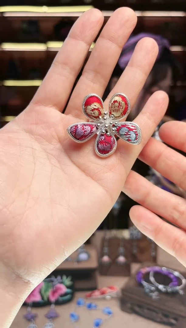 【闪购商品】织绣1885黔东南苗族刺绣