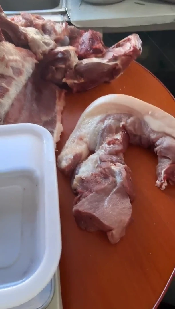 中国大陆180食用农产品云*猪后丘肉2.7云姐