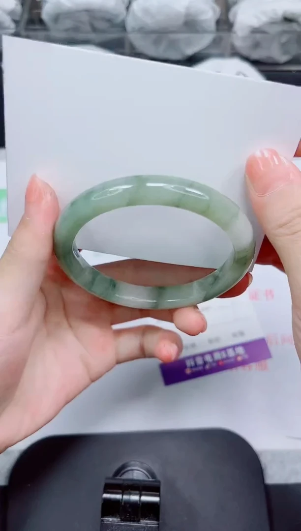 石英质玉手镯未镶嵌236-56