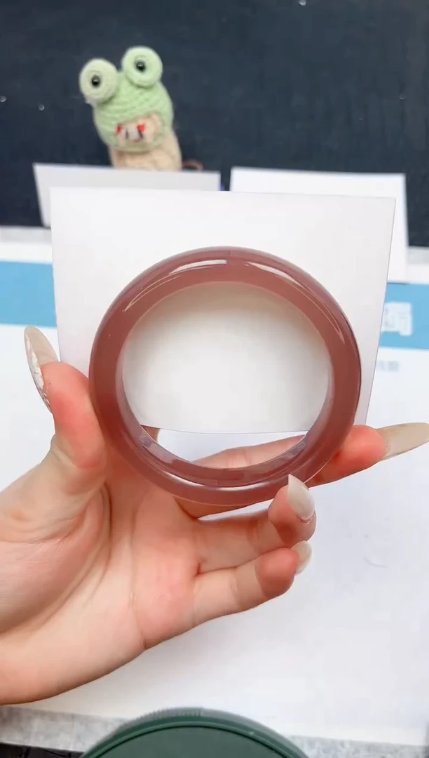 【闪购商品】石英质玉手镯未镶嵌185-56.4