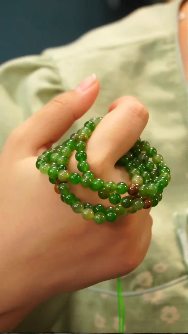 颈饰未镶嵌和田玉D423423