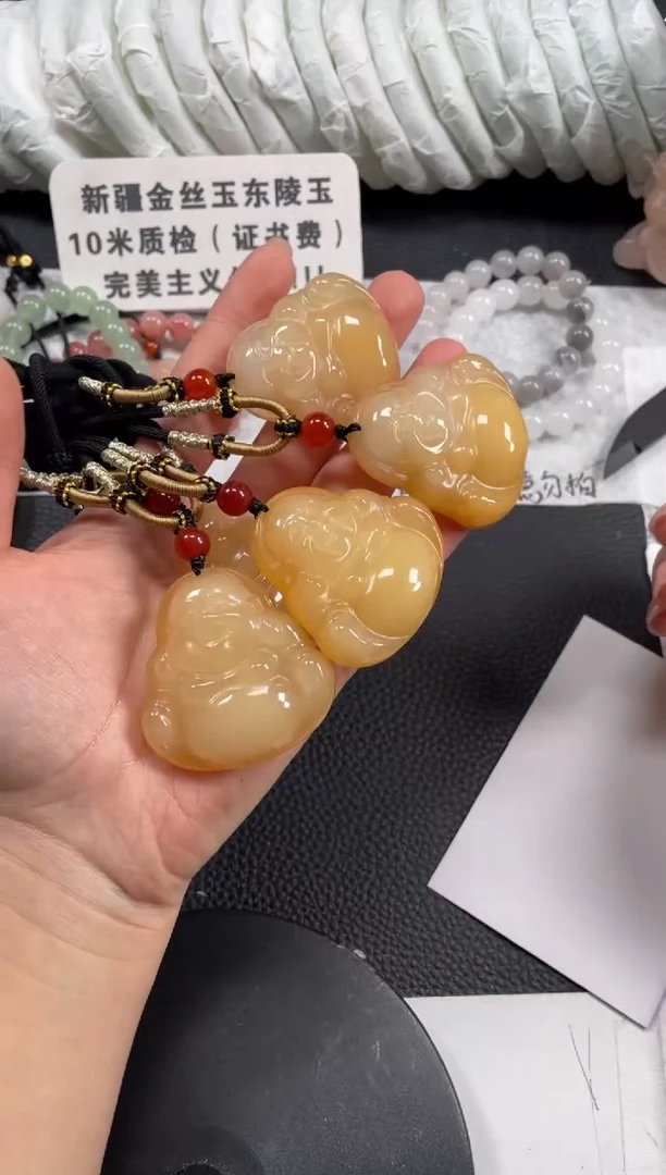 【闪购商品】石英质玉手镯未镶嵌多样性发货，拍一发一