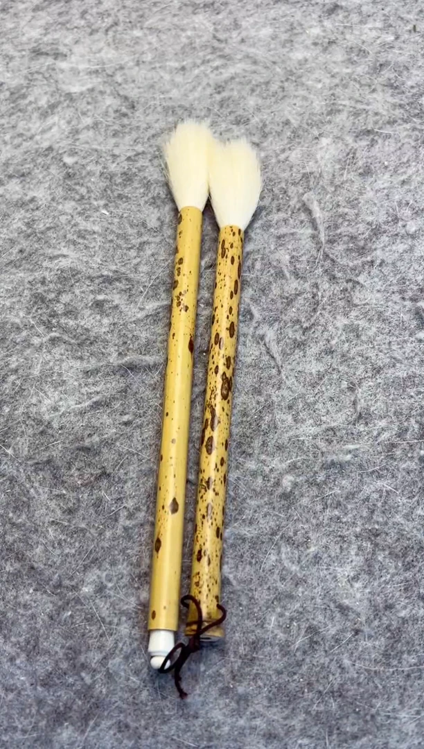 羊毫毛笔 1支 出锋5.5cm 微瑕扁杆