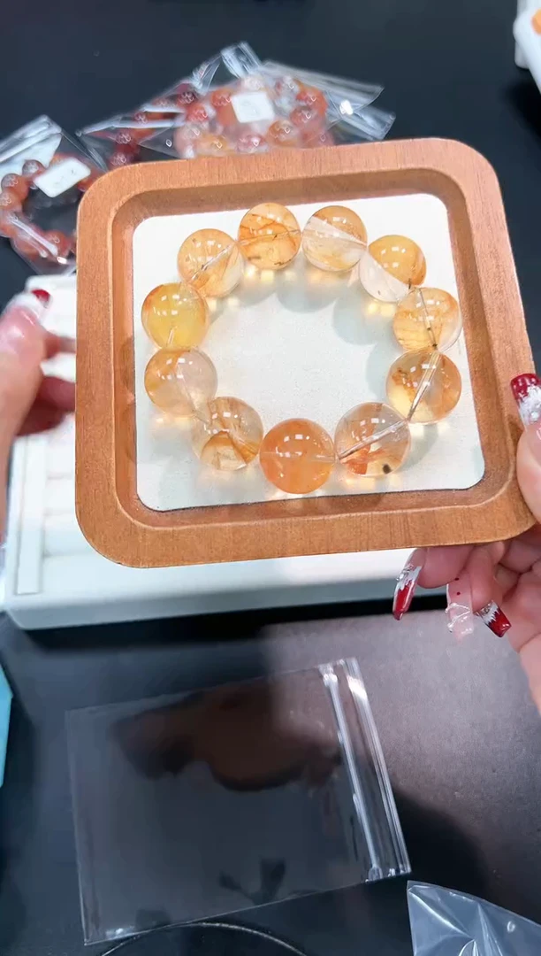 【闪购商品】水晶手串未镶嵌18o多样性发其一/1条默认微瑕