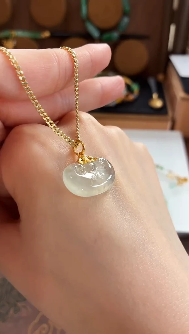 吊坠(不含链)18K金镶嵌翡翠吊坠