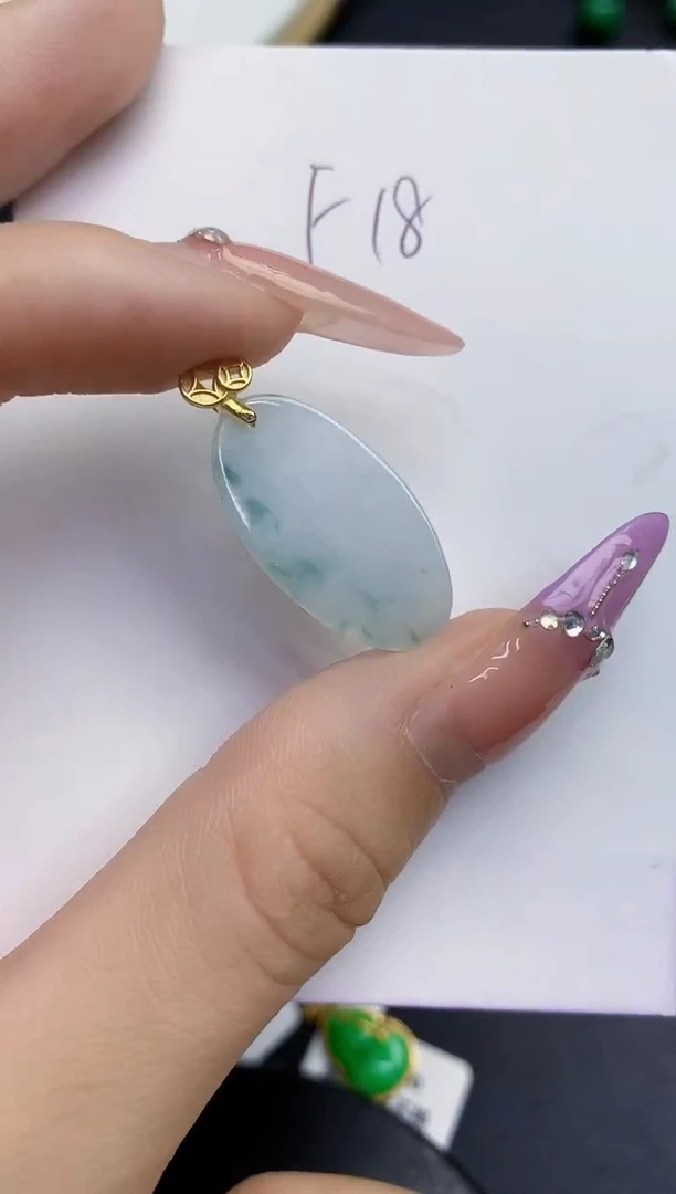 颈饰未镶嵌翡翠缅甸天然翡翠A货