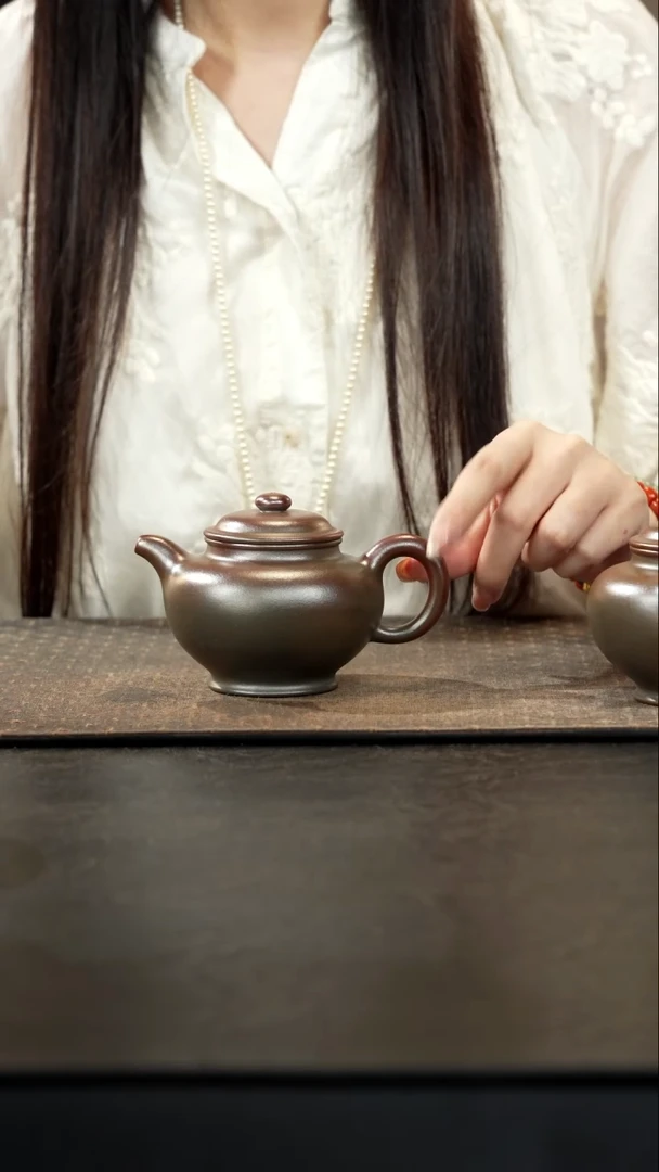 茶壶紫砂校*老紫泥柴烧掇只240cc