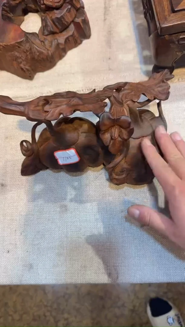 花梨木类大红酸枝  硕果累累
