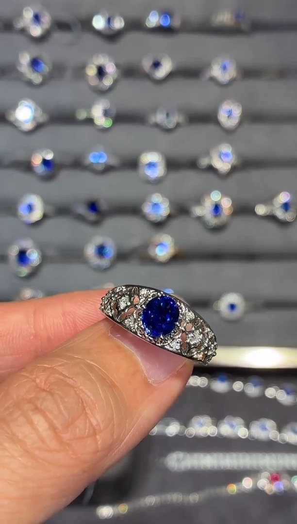 戒指蓝宝石18K金镶嵌【闪购】1.52ct/同步展会价