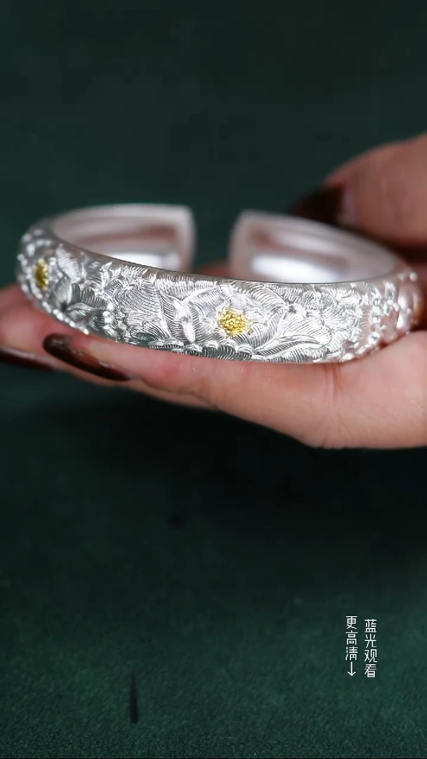 珐琅足银999.9浮雕牡丹花手镯