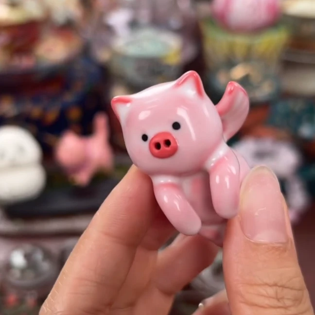水粉猪油冻飞猪茶宠少女心立体摆件陶瓷创意个性手工可爱小动物