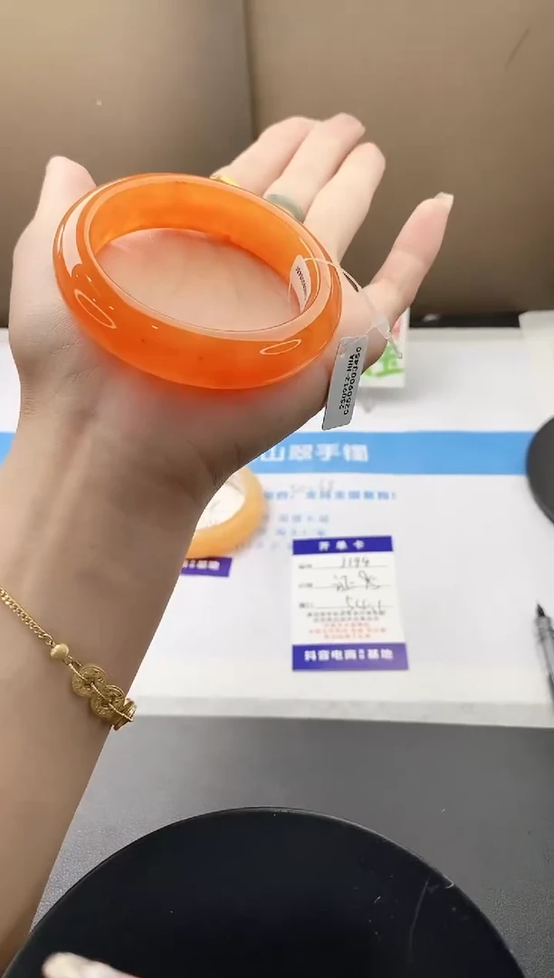 未镶嵌手镯石英质玉j194-HB54+
