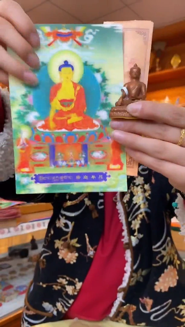 【闪购商品】泥塑释迦-与实物略有差异介意者慎拍