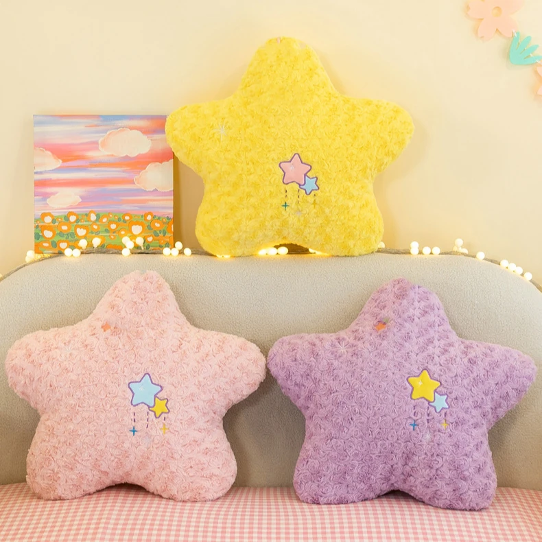 雅迎-可爱月亮星星毛绒抱枕女生睡觉沙发客厅床头靠垫靠枕