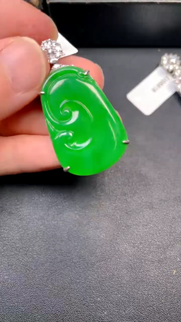 吊坠(不含链)银S925镶嵌翡翠吊坠