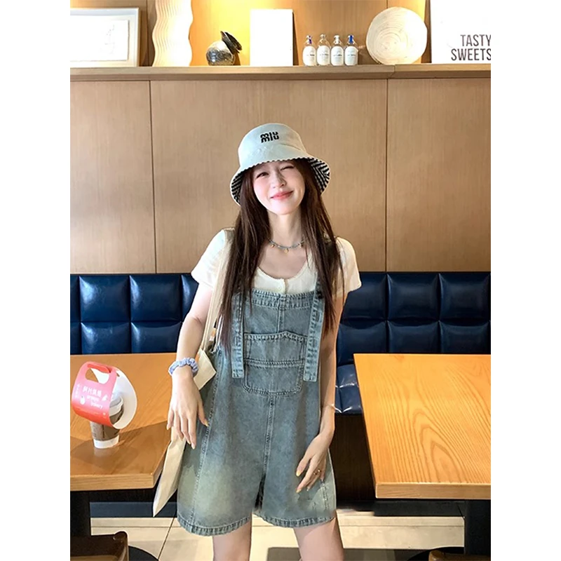 韩系穿搭牛仔背带短裤套装女2025夏季针织短袖上衣慵懒风两件套