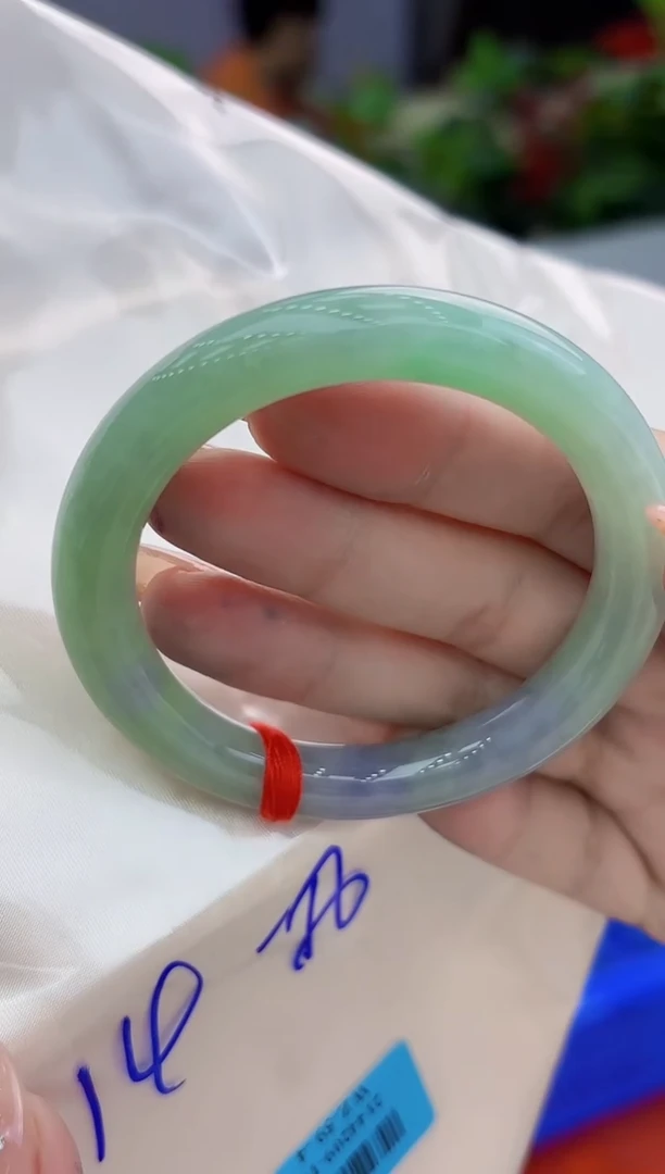 【闪购商品】翡翠手镯未镶嵌翡翠手镯