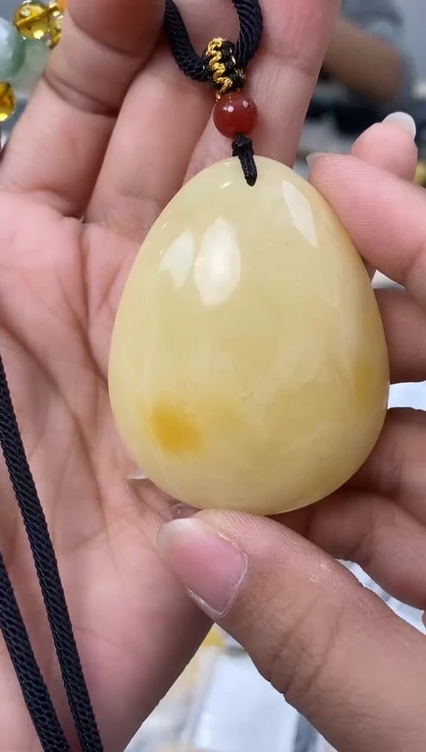 【闪购商品】琥珀裸石未镶嵌天然琥珀蜜蜡水滴