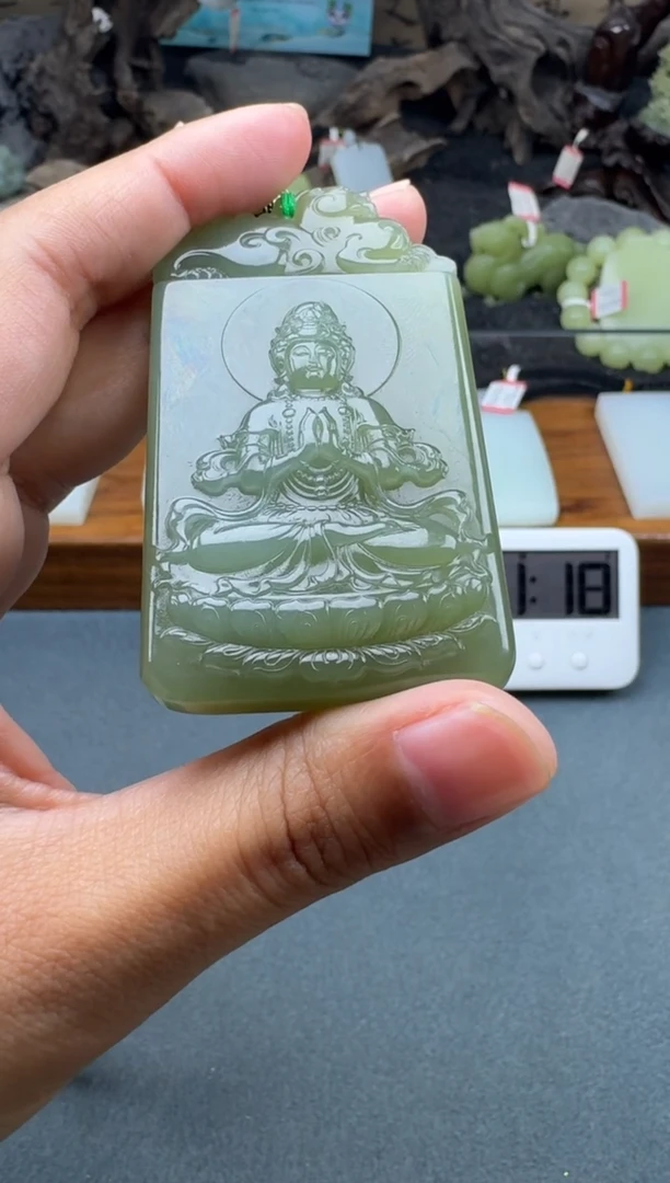 颈饰未镶嵌和田玉清**水1