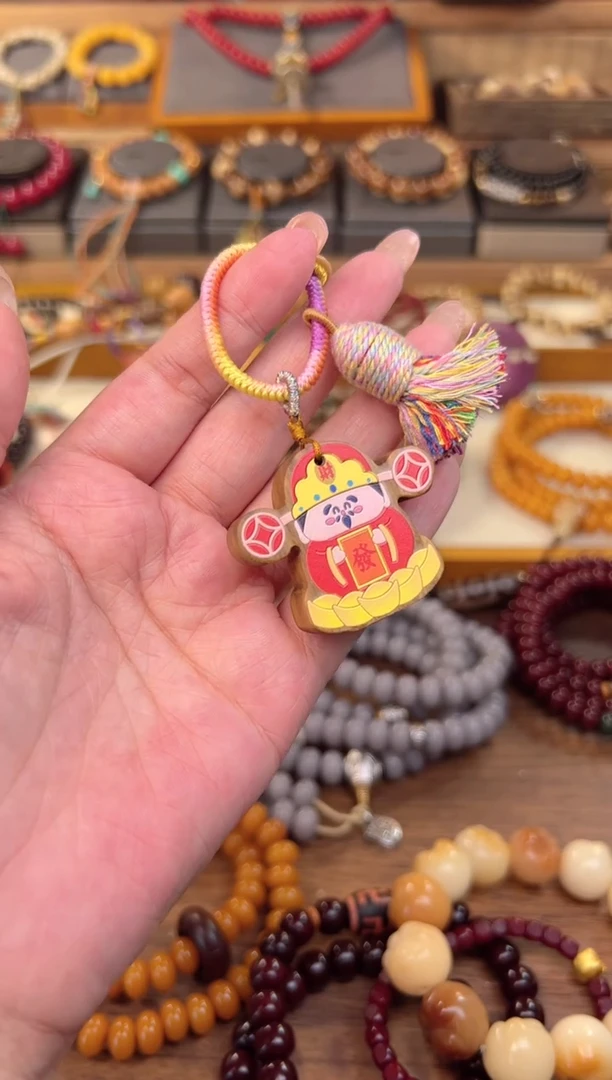 【闪购商品】维腊木（绿檀）吊坠财爷爷包挂