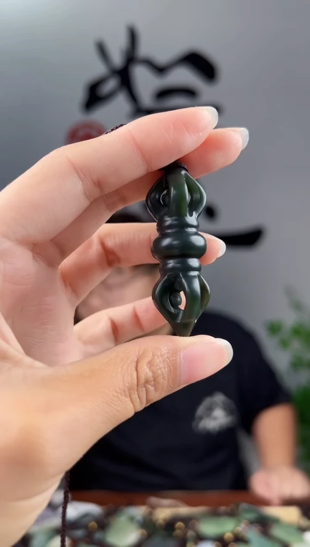 和田玉未镶嵌颈饰拍一发一，多样性发货