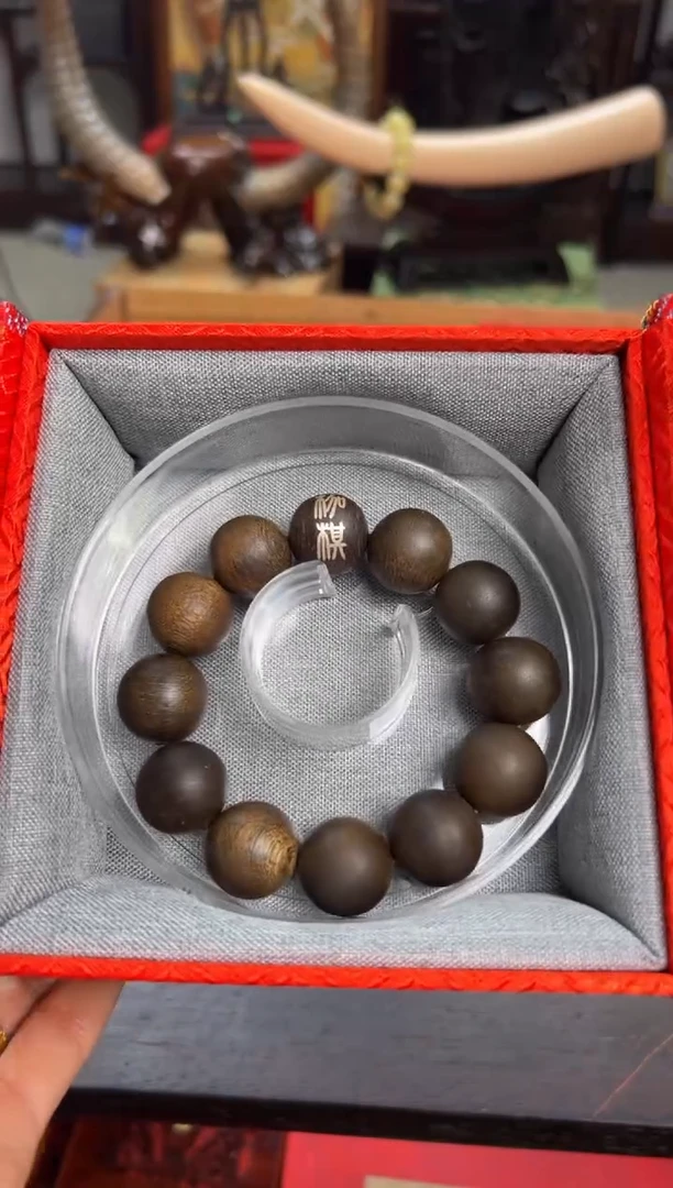 【闪购商品】沉香手串———————————