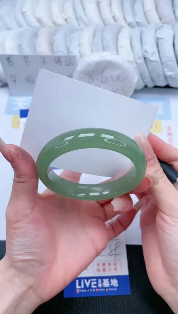 【闪购商品】石英质玉手镯未镶嵌T140-59