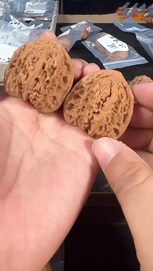 把件核桃高炮南疆石