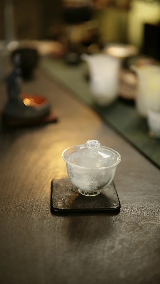 阿眠      沁白纯冰裂盖碗小号