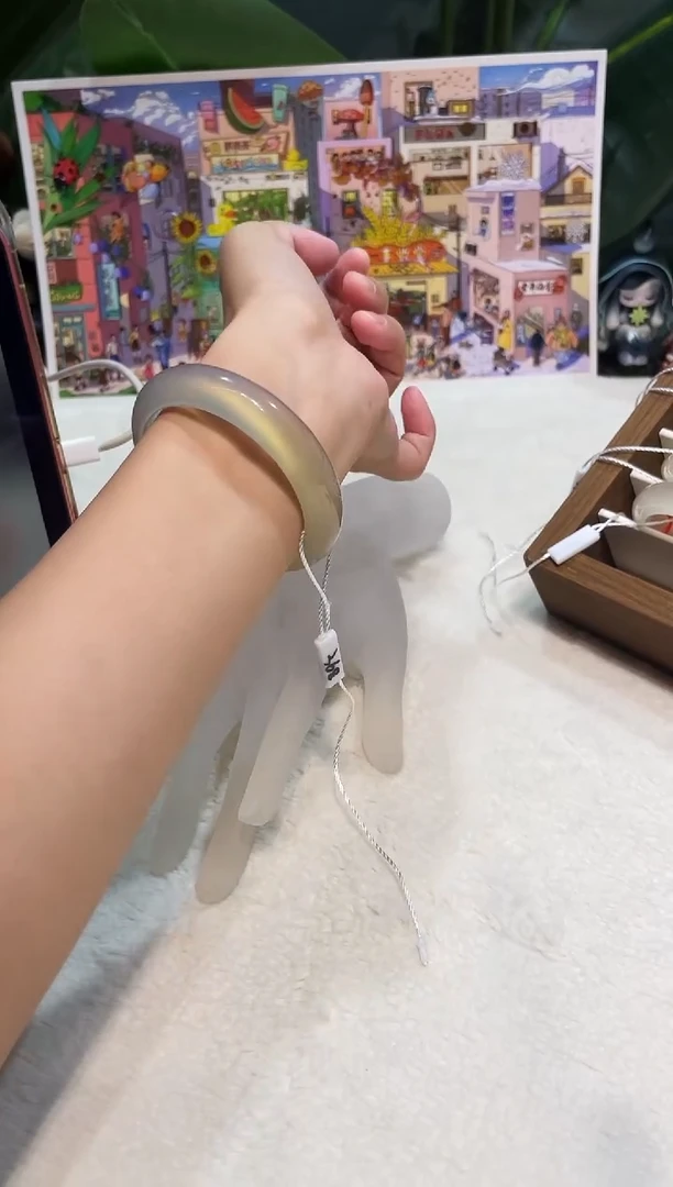 玛瑙/玉髓手镯未镶嵌55.1鉴赏期48小时