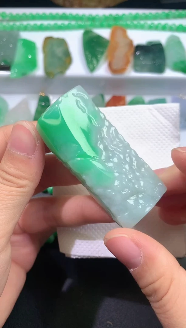 颈饰未镶嵌翡翠69