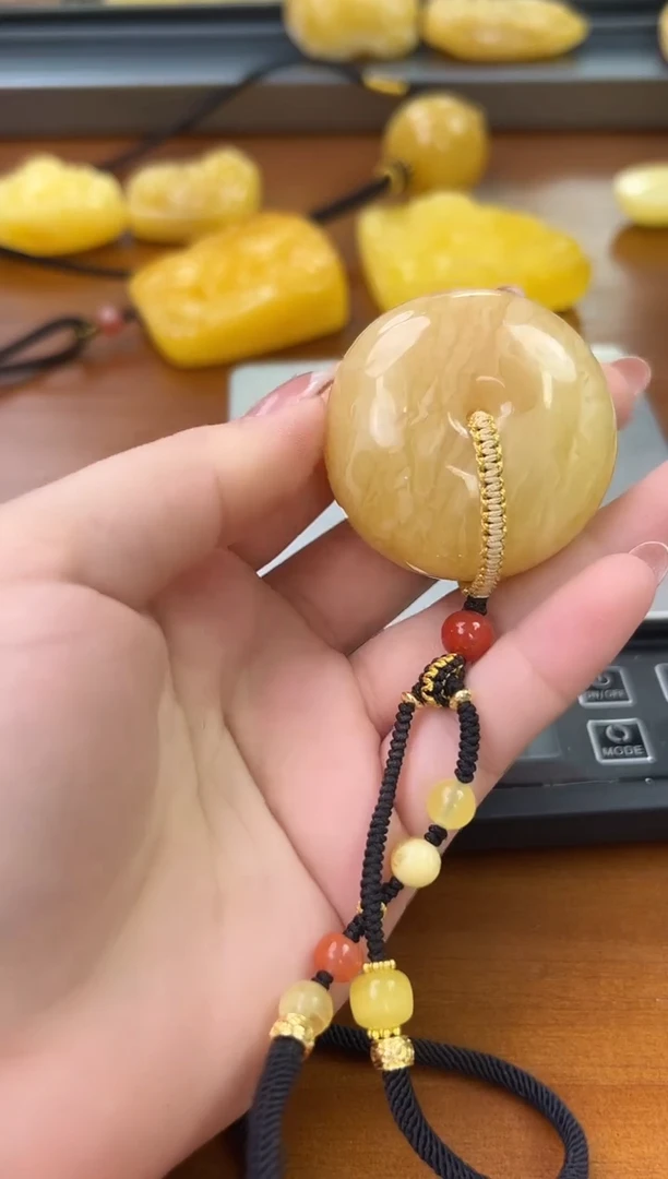 未镶嵌蜜蜡裸石琥珀蜜蜡吊坠