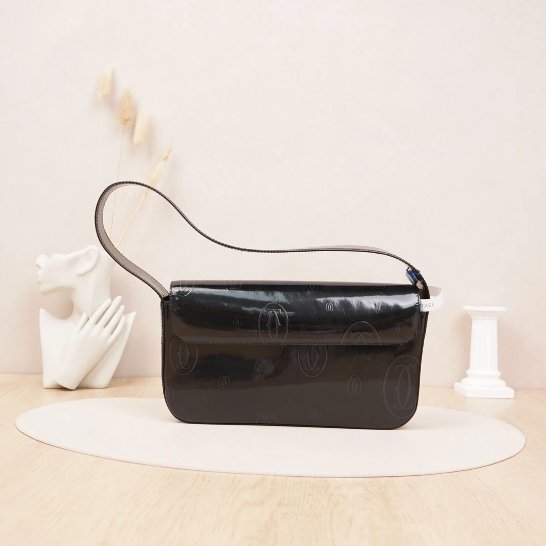 95新 Cartier/卡地亚 漆皮腋下包黑色/DS021818