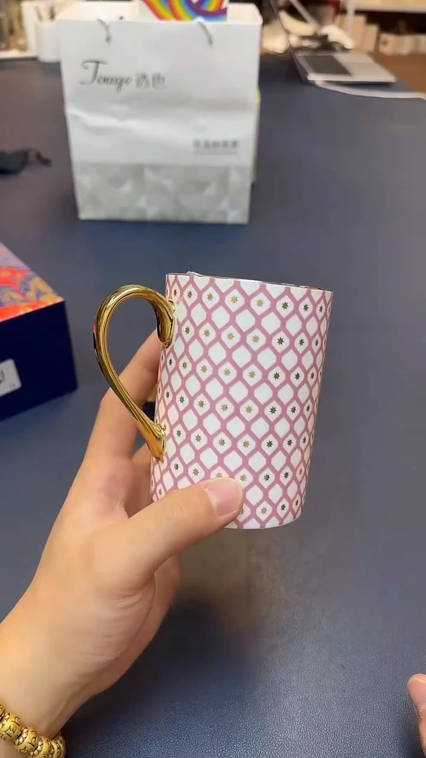 瓷片新号首播，只为数据@@H1631