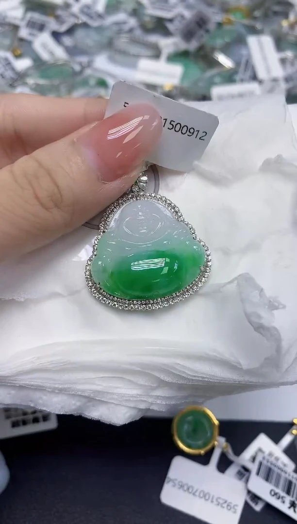 颈饰18K金镶嵌翡翠天然缅甸翡翠A货百元以上9元证书费自理