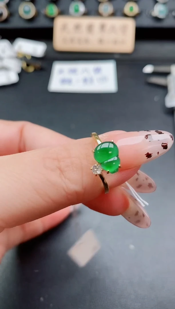 银S925镶嵌戒指翡翠1