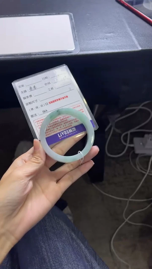 未镶嵌手镯定制翡翠情**见定制手镯不退不换