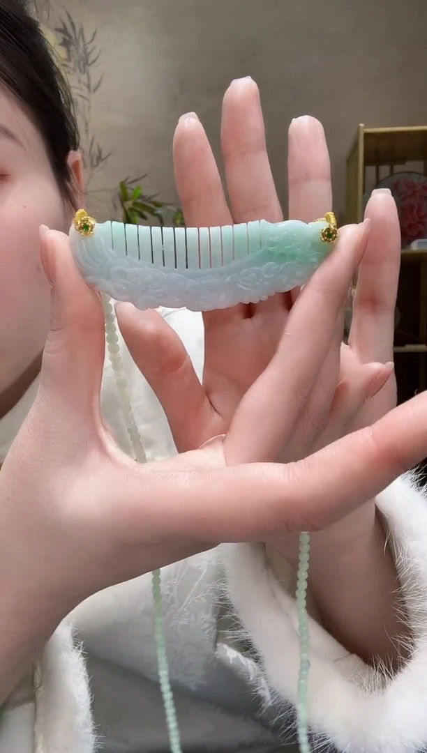 【闪购商品】翡翠颈饰未镶嵌吊坠
