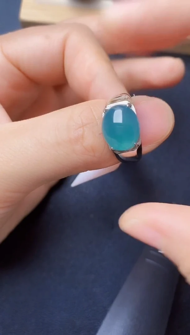 翡翠戒指银S925镶嵌222222