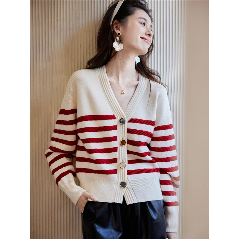 红色条纹V领针织短外套女秋季2025新款韩系气质通勤百搭休闲开衫