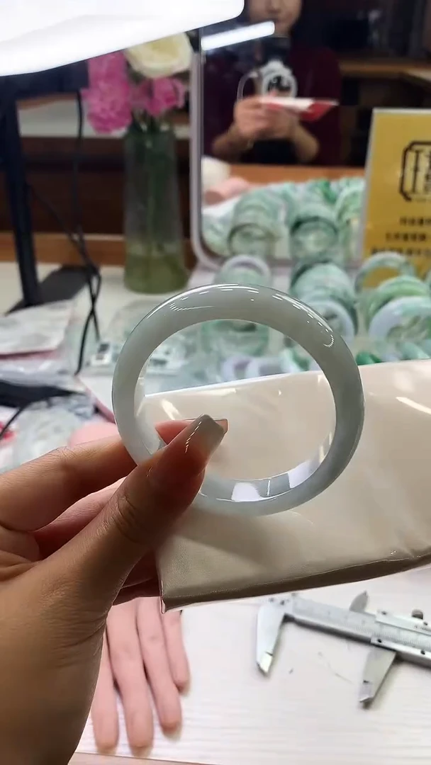 翡翠手镯未镶嵌55/57 11