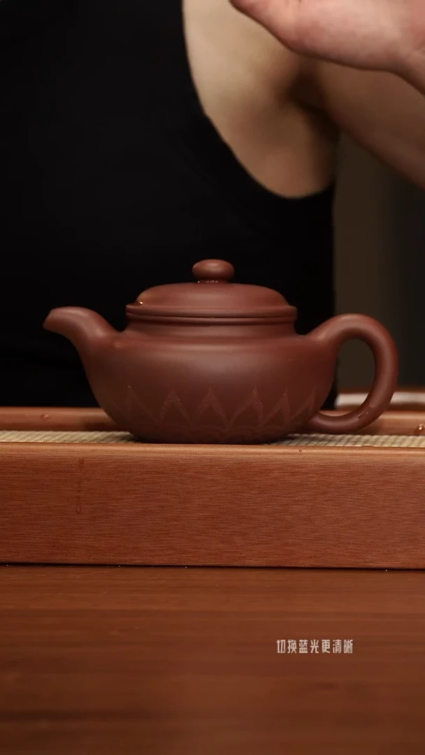 茶壶紫砂63号紫泥刻绘大仿古····尾货···