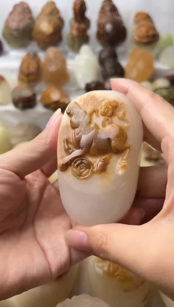 石材方解石手把摆件不退换牛